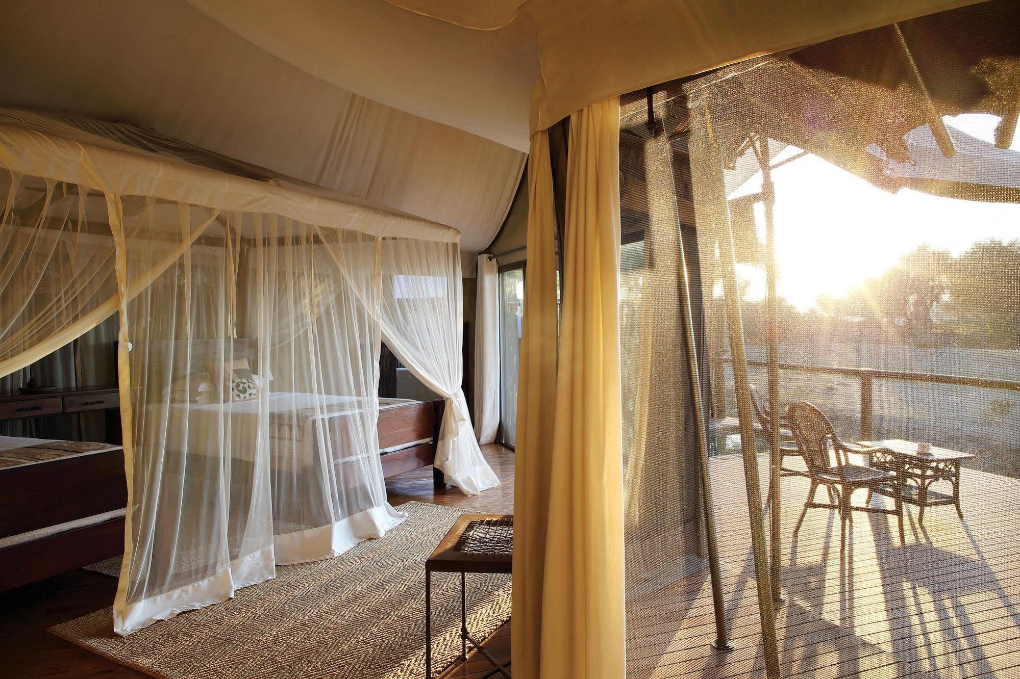 Anabezi Camp Hotell Jeki Eksteriør bilde